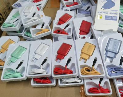 China Suit Mobile Phone Mobile Phone Charger and EU USA Data Line Plug QC3.0 Macaron Fast Charging Color Set for sale