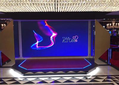 China P3 Indoor LED Video Wall Screen RGB Full Color 900 Nits SMD2121 111111 Dos/Sqm for sale