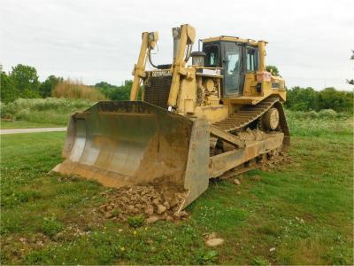 Cina Bulldozer 2003, mini bulldozer della seconda mano di anno del cingolo di Caterpillar D8R da vendere  in vendita