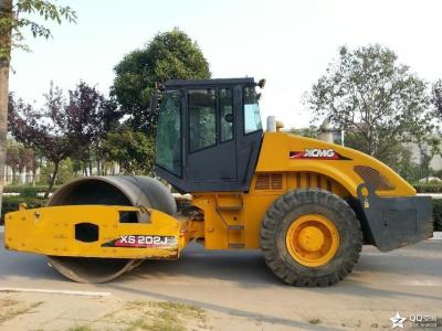 China Single Drum Vibratory Second Hand Road Roller , XCMG Pneumatic Roller Compactor for sale