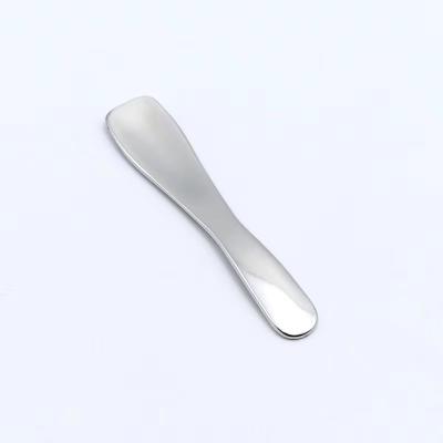 China Daily Small Makeup Scoop 304 Stainless Steel Spoon Mini Face Cream Facial Laser Logo Cosmetic Spatula for sale