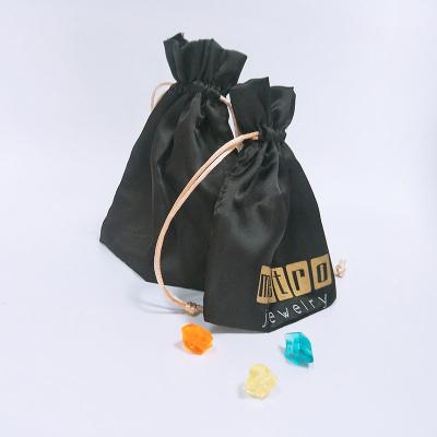 China Good Gift Silk Satin Pouch Bag With Drawstring for sale