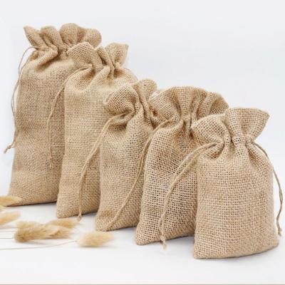 China Wholesale Agriculture Gift Packaging Natural Color Jute Drawstring Bag for sale