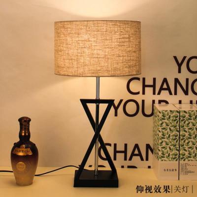 China Nordic Modern Minimalist Modern Bedroom Bedside Hotel Bedside Living Room Wedding Creative American Wedding Table Lamp for sale