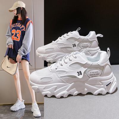 China Hot Selling Retro Torre Anti-slippery Shoes Thoughtful Women's Sneakers Shoes 2021 Summer Women's Shoes Casual Treatment Sneakers for sale