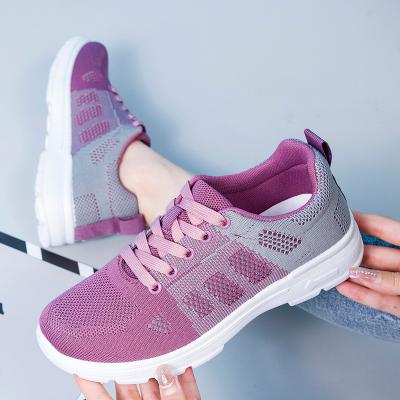 China Mesh Style Women's Zapatillas Walking Sports Shoes Sport Running Fly Woven Anti-Slippery Women's Breathable Shoes Supplier for sale