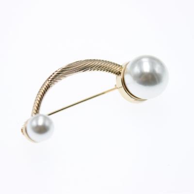 China Custom zinc alloy plastic ball brooch jewelry safety pins brooch +plastic ball zinc alloy best price for sale