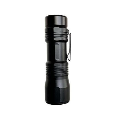 China EL-E02 Emergency High Power EDC Flashlight Mini Zoom 500 Lumen 3AAA Telescopic Torch With Clip for sale