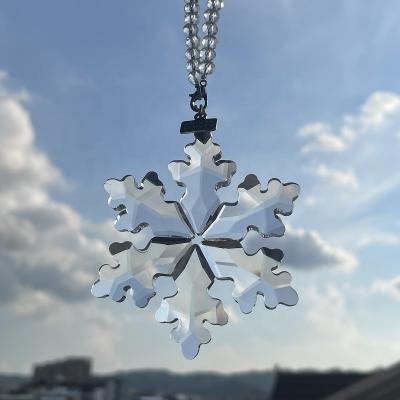 China Europe 2021 hot selling shinning crystal snowflake car christmas ornaments for christmas tree decor for sale