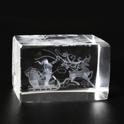 China Custom Europe Christmas Santa Claus 3D Laser Engraved Crystal Block Cube For Christmas Gift for sale