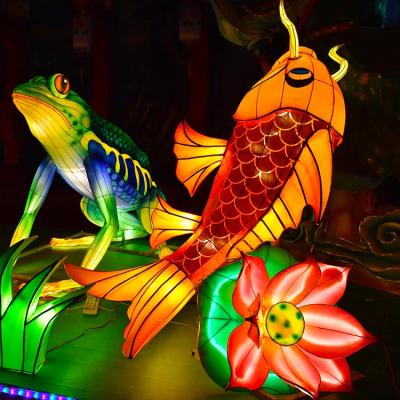 China Shape Chinese Animal Fish Lanterns Festival Decoration Festival Carp Silk Lantern for sale