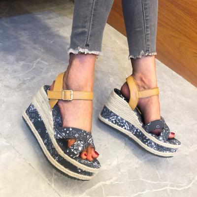 China CUSHIONING new design printing and stitching dyeing patterns wedge elegant platform women sandals notched to buckle ladies thick bottom sandals for sale