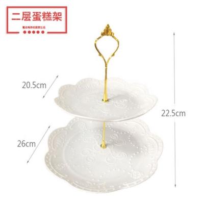 China Customized Unique Three Peaks Stocked Angled Square Wedding Cake Stand Durable Clear Acrylic Cupcake Display Racks With Pillars for sale