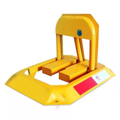 China Manual Barrier Car Parking Lot Lock 500*700*410mm for sale