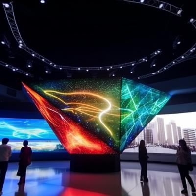 China P4 gekrümmter LED-Bildschirm hohe Helligkeit 4 mm LED-Display Pixel Pitch zu verkaufen