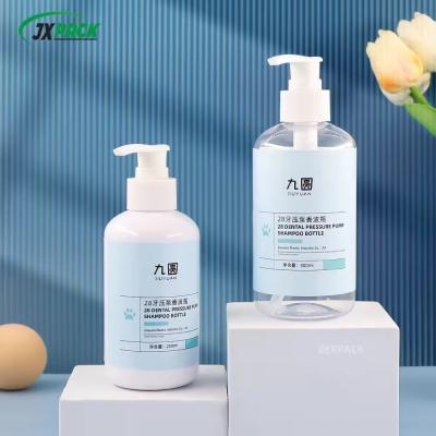 China 250 ml 500 ml Plastic Shampoo Flasjes Luxe Cylinder Leeg Lotion Shampoo Flasje Recycle Te koop