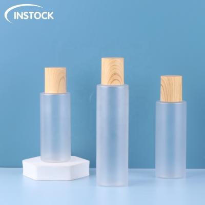 China Customized PET Plastic Cosmetic Bottle Round For Nail Polish / Skincare Cosmetics for sale