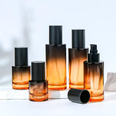 China Fabricante de cosméticos personalizados conjunto garrafa 30ml 100ml 120ml 50g garrafa de óleo conta-gotas com cabeça de bomba garrafa de vidro à venda