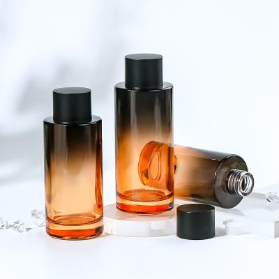 中国 100ml 120ml 150ml フラットショルダースクロールボディローション ガラスボトル フラットトップ フロストド化粧消化剤 水瓶 販売のため