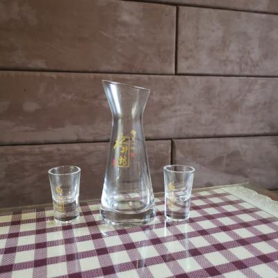 China Flint Chinese Factory Good Quality Extra Cheap Glass Cup For Family Party Dinner Glassware for sale