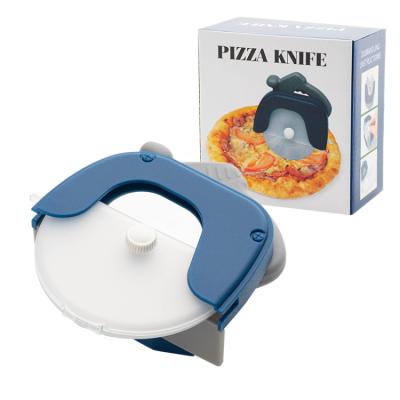 China Durable Sharp Stainless Steel Blade Pizza Cutter Wheel With Protective Sheath for sale