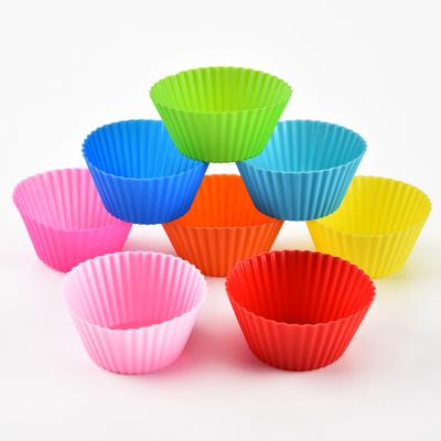 China Amazon Sustainable Hot Selling Multicolor Silicone Cupcake Molds Reusable Silicone Baking Cups for sale