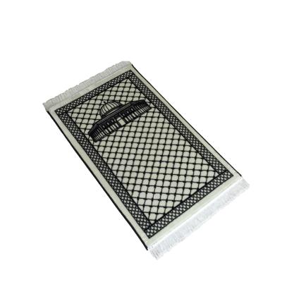 China Exporter Elegant Soft Raschel Anti Skid Foldable Smart Personal Muslim Prayer Mat For Travel for sale