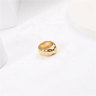 China Trendy Pearl Jewelry 2021 Fashion Jewelry Stacking Ring Women Chunky Ring Freshwater Pearl Ring For for sale