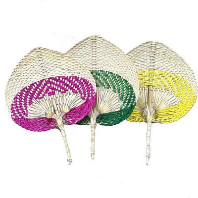 China Cooling Gift Summer Promotional Supplies Farmhouse Wall Decor Wedding Party Favors Natural Bamboo Raffia Hand Weaving Fan for sale