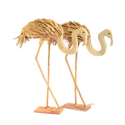 China The Natural Europe Flamingo Collection of Home Decor is Free Standing Art Made by Skilled Craftsmen for sale