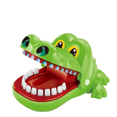 China 6+ MOYU Bite Finger Game Animal Toys For Children Crocodile High Quality Tricky Toys for sale