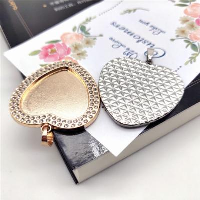 China Environmental friendly white rhinestone silver tone kc gold charms love heart necklace diy pendant trays for sale