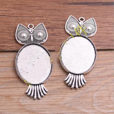 China Animalnight Owl Oval Base Picture Initial Eco-friendly Antique Silver Bronze Pendant Necklace for sale