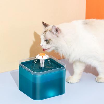 China Automatic Intelligent Pet Water Drinking Stations Cat Vending Machine Filtered Water Fountain for sale