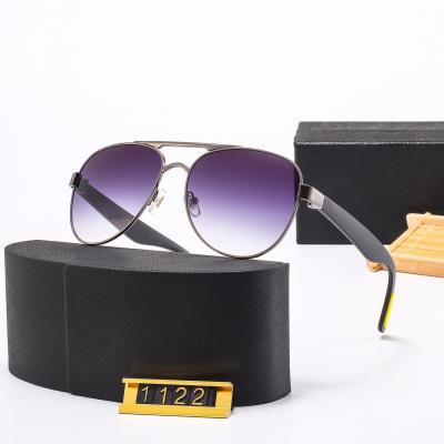 China Fashionable brand new luxury glass sunglasses women wooden sunglass low price fashion sunglasses for sale