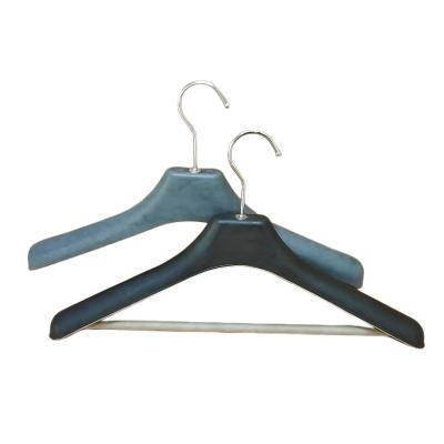 China Salon Yisong Degradable Materials Strong Strength Patent Coat Suit Bearing Paper Hangers for sale