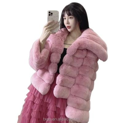 China Anti-wrinkle 2023Vintage Design Popular ladies Winter coats Faux fox Fur Coats For ladies women for sale