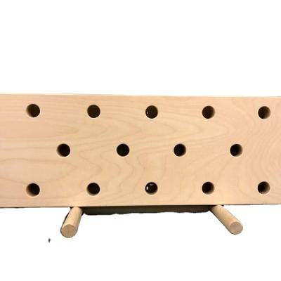 China High Quality Gym Yoga Exercise WOODNB Wall Mounted Wooden Climbing Peg Board for sale