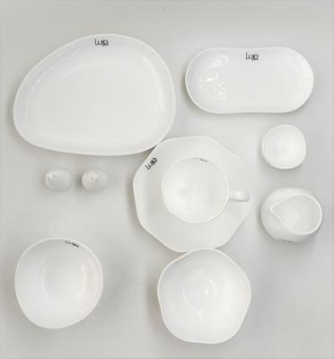 China Sustainable Bone China Dinner Set Porcelain Porcelain For Hotel Airlines Premium Porcelain Porcelain for sale