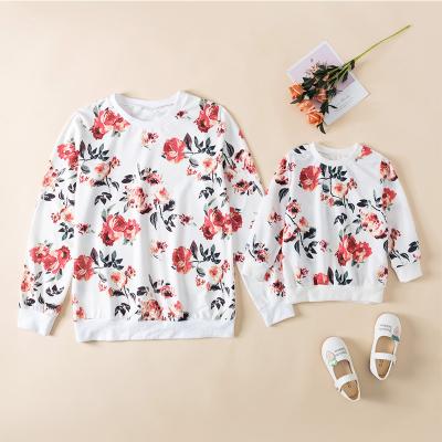 China 2022 Breathable Popular Women Mother Daughter Clothes Family Matching Outfits Mommy And Me Outfits Pullover Sweatshirt for sale