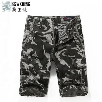 China Anti-Wrinkle Camouflage Military Mens Cargo Shorts High Street Pants With Multi Pockets for sale