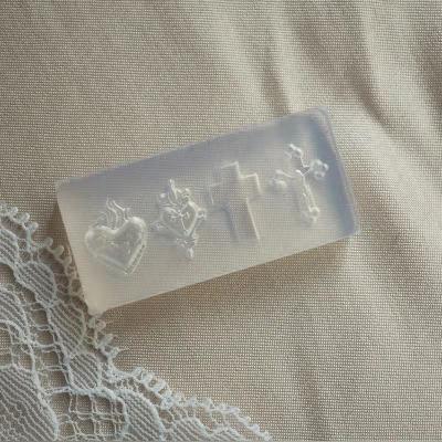 China Eco-friendly Hot Sale French Royal Position Bear Puncher Nail Art Silicone Mold for sale