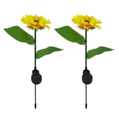 China Beautiful Sunflower Landscape Waterproof Solar LED Light Garden Decorative Sunflower Stake Lights Outdoor Cabin Front Yard Fence for sale