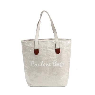 China Recyclable personalized fashion luxury tote tyvek custom printing shopping paper bag with zipper for sale