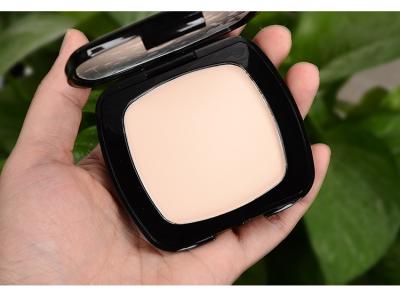 China Whitening Velvet Matte Oil Control Breathable Finishing Pressed Powder Long Lasting Powder Foundation for sale