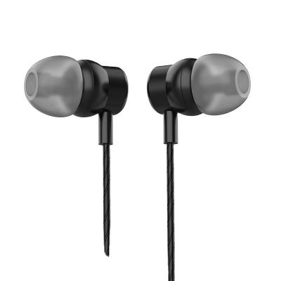 China 2021 free sample In-ear hot sale good quality earphones earphone metal wired earbuds wired earphone for sale