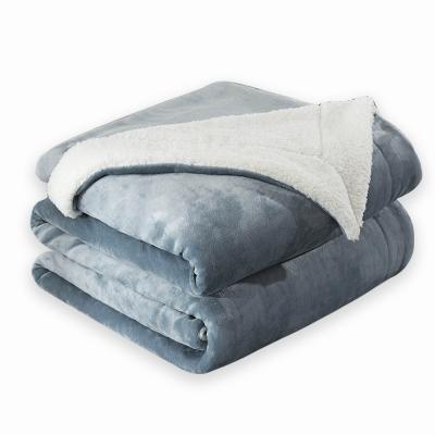 China 100% anti-static luxury polyester flannel minky plush blanket throws sherpa blanket for winter cheap sherpa heating blanket for sale