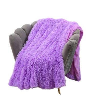 China Hot Selling Antistatic 100% Polyester Portable And Antistatic Purple Shear Blanket Plush For Bedding for sale