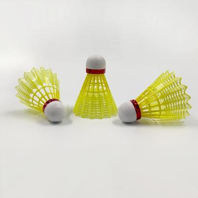 China Establo de nylon del volante del bádminton del volante del bádminton 12PCS robusto en venta