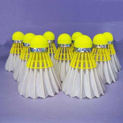 China Feather 3in1 Products Professional Badminton Shuttlecock Easy to See Durable Stable Hybrid Shuttlecocks for sale